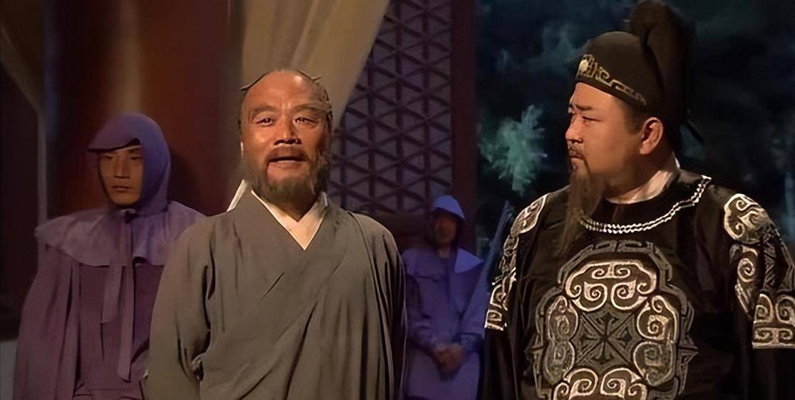 狄仁杰身边的16个卧底,邱静和鲁吉英藏的最深,如燕简直是白送