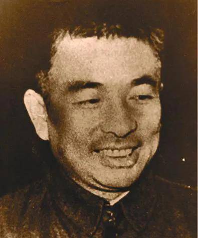 1945年,曾志要求做绝育手术,组织征求陶铸的意见,陶铸说:同意