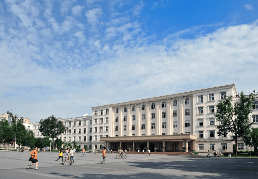 电科大出国留学sqa项目模式-sqa项目优势特点-什么是电子科技大学sqa