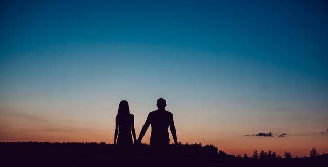 夫妻相处时,男人越容易凶你,越记住这3句话,你就赢了