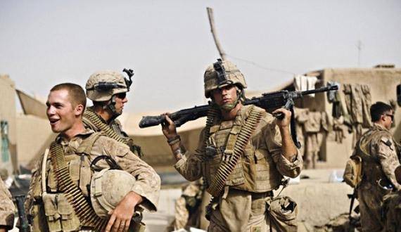 美国的阴谋:美军仓皇"逃离"阿富汗,是在给对手挖坑?