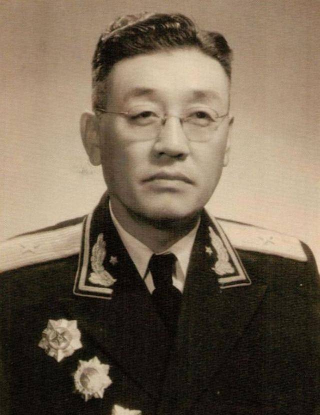 1946年,贺晋年刚到东北就遭到了下马威,贺晋年:拿谢文东开刀