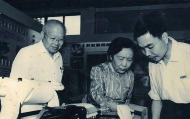 吴健雄:24岁留学,32岁搞原子弹,48年后回国捐25万建设家乡