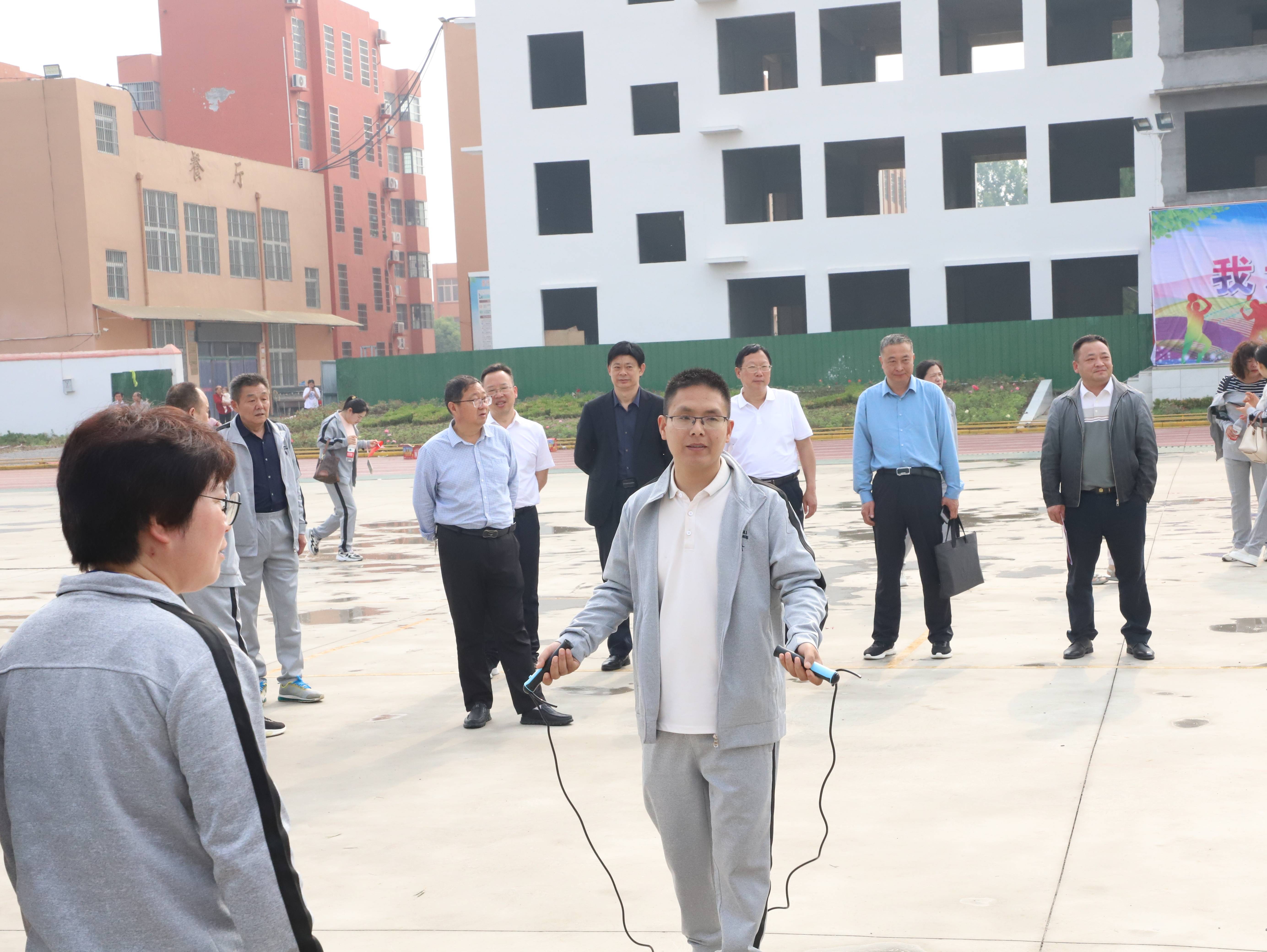 我运动 我健康 我快乐 ——邓州市龙堰乡举行2024年春期教职工运动会
