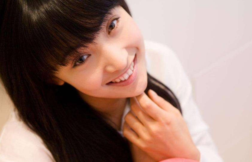 白静:24岁爆红,29岁和丈夫共同身亡,母亲为争遗产到处奔走