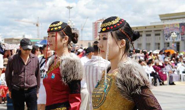 亲华之风日益显现!主动向华示好展开合作,关键时刻雪中送炭