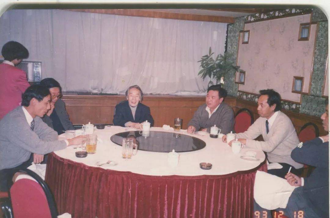 上海"沪上皇"秦奋的父亲秦嗣新是何许人?看完本文你就明白了