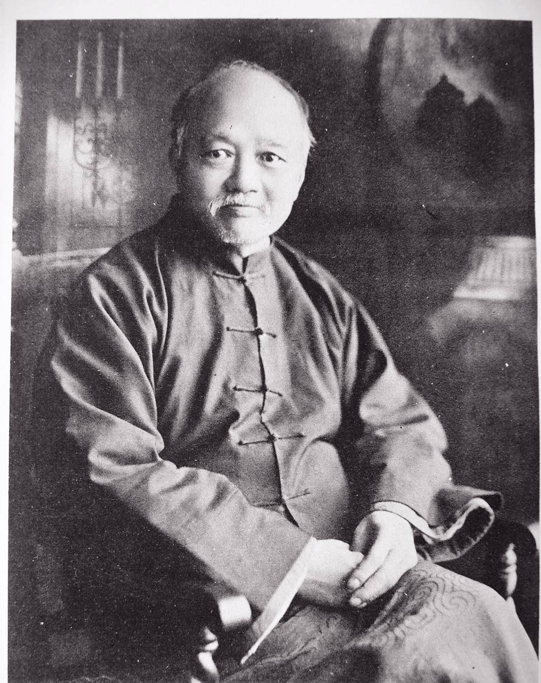 李济深被吴稚晖骗到南京软禁后,冯玉祥大骂:苍髯鼠辈,皓首匹夫