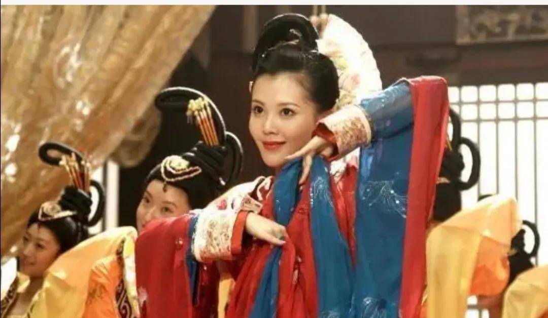 原来美丽是罪也是祸,她的美带给自己的分明就是一场灾难