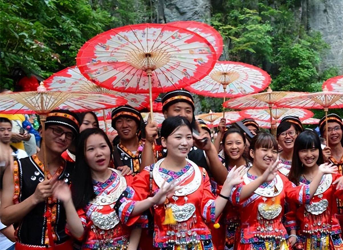 黄其萍:22岁时因太美出现在贰角纸币上,3年后她才知晓,今何在