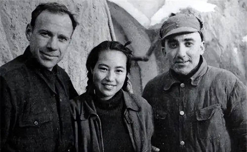 1939年,李德返回苏联后,留在中国的老婆和儿子,后来如何了_博古_肖