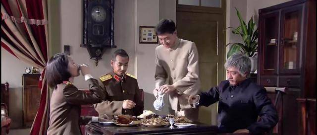 1971年济南军区门前来了个乞丐,杨得志亲自迎接:想不到你还活着