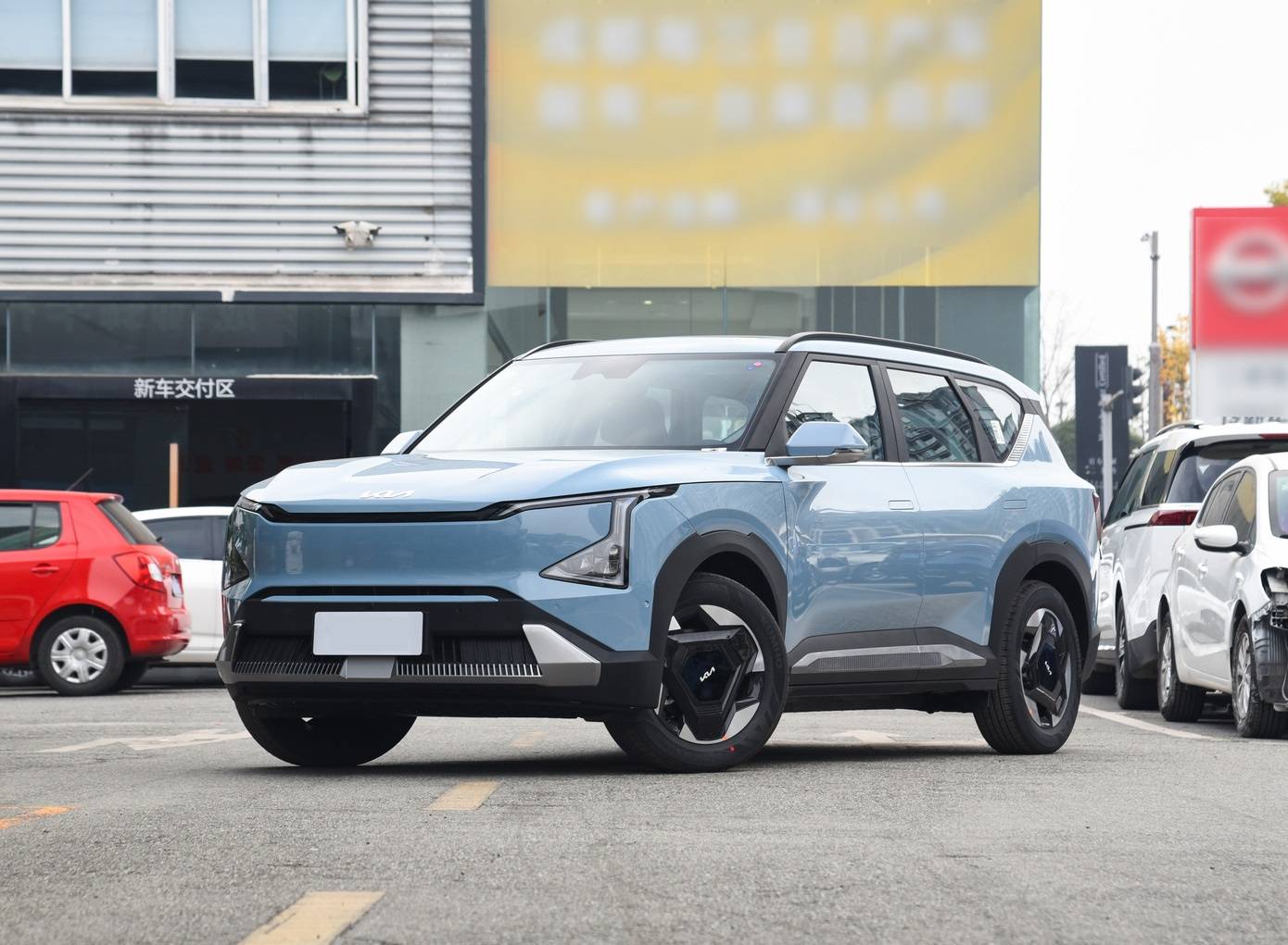 17万的中配车型,这台起亚新能源车让你刮目相看