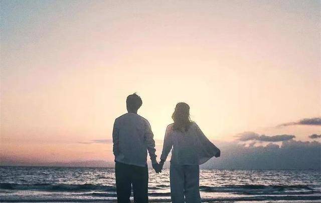 黄轩承认恋情:真正爱你的人,懂得给你这样东西