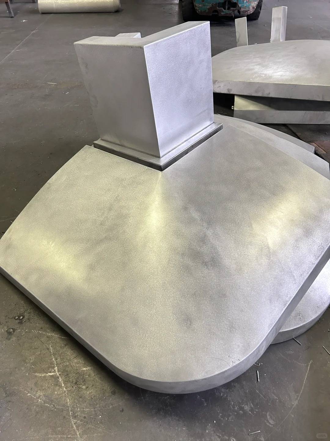 双曲铝单板厂家的无为无不为