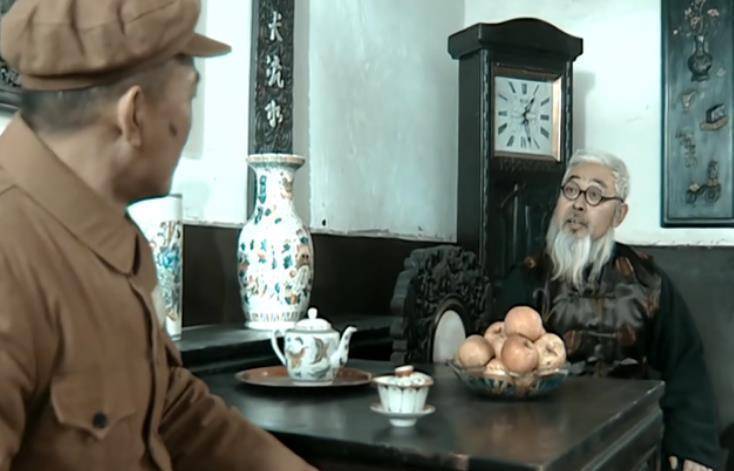 让丁伟赵刚都佩服的田墨轩,最睿智吗?其实他比李云龙强不了多少