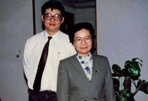 她是聂帅唯一后代,用5年时间从少将升中将,丈夫是上将_聂力_张瑞华