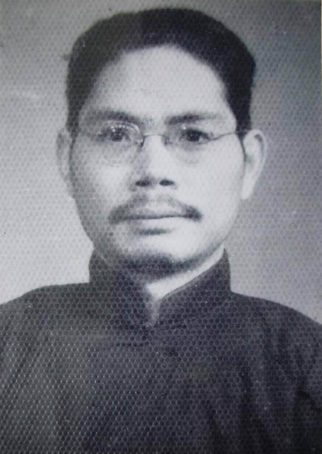 他策反白公馆看守,率18人越狱成功,狱中事迹写成小说影响几代人