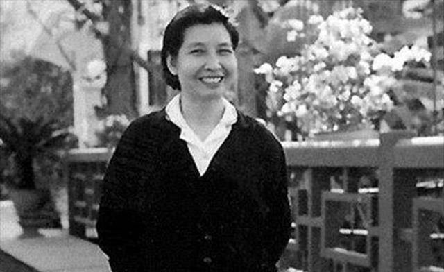 曾志在弥留之际,告诉女儿陶斯亮:你的大哥跟夏明震长得一个样