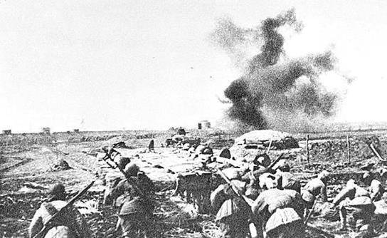 开国中将聂凤智:八路军里的宠妻达人,5分钟不见妻子就连声呼唤