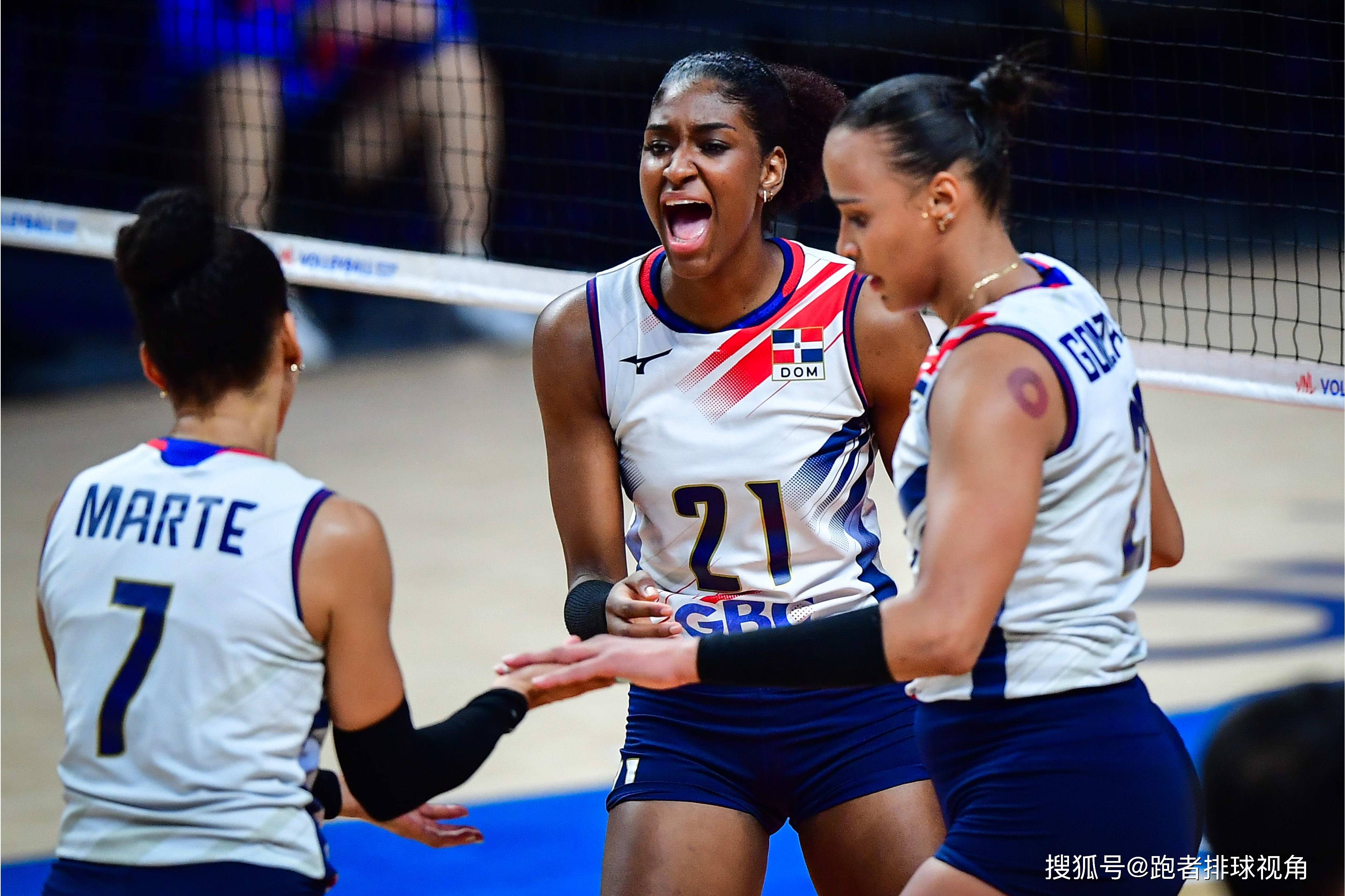 大爆冷!泰国女排多点开花,多米尼加被打回原形,中国队有压力