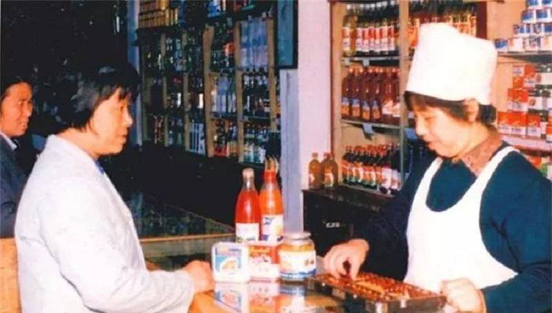 供销社售货员:80年代"金饭碗",社会地位颇高,如今不再风光