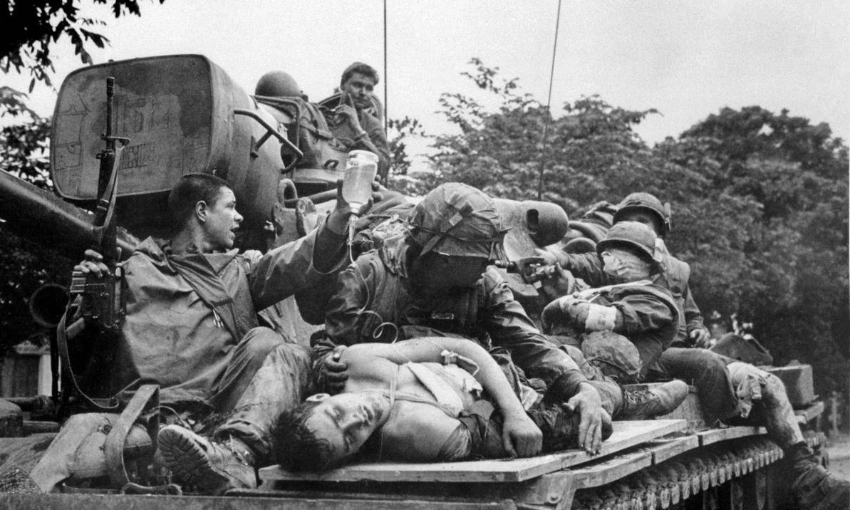 越南的奇葩外交,与美国结下血海深仇,却为何还是喜欢投靠美国?