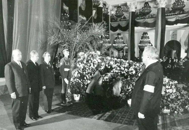 盘点苏联时代那些盛大的葬礼_斯大林_谢尔盖·基洛夫_捷尔任斯基