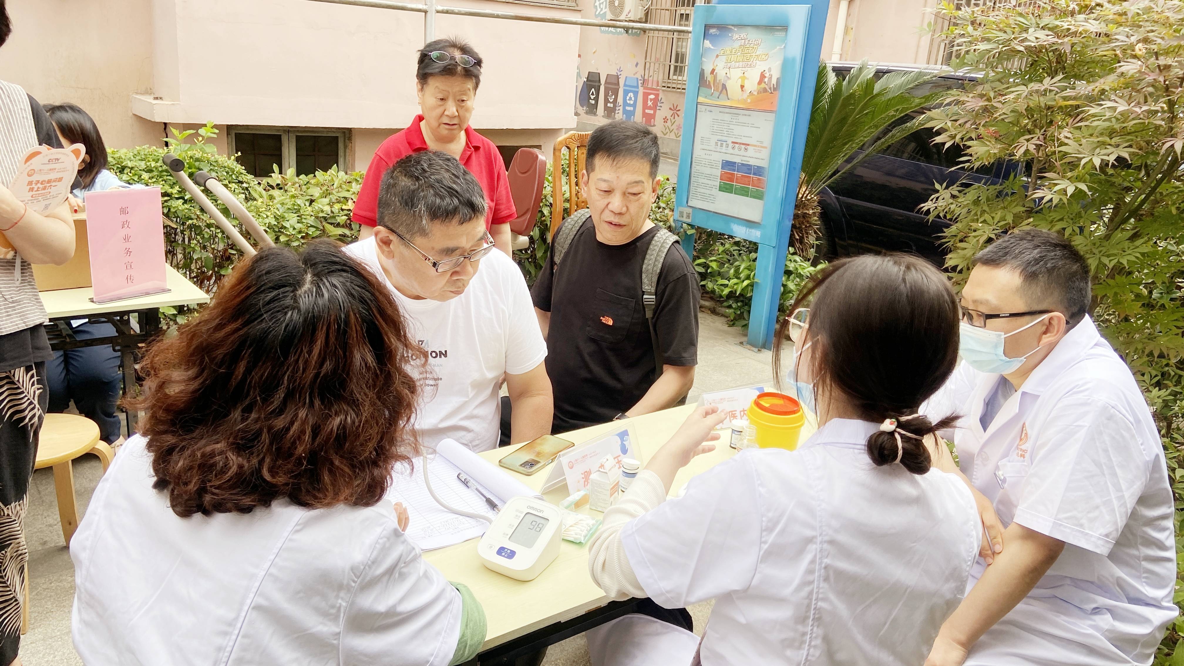 上海六一儿童医院进会铁居民社区，义诊传递爱心，多动症儿童案例引关注