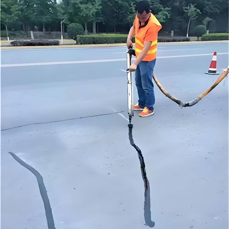 道路裂缝沥青灌缝胶 加热型沥青密封胶