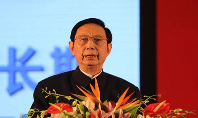 "大佬"入狱18年,72岁靠"造车"成重庆首富,现却为继承人发愁