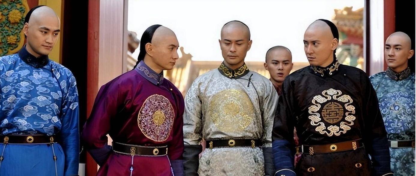 6岁皇子掏出天价"文具",皇帝万分震怒,引出一场惊天大案_嘉庆_问题