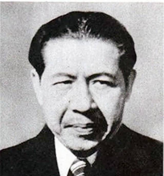 46年陈公博被判死刑,出庭时穿短裤拖鞋,看见监刑官急忙要换衣服