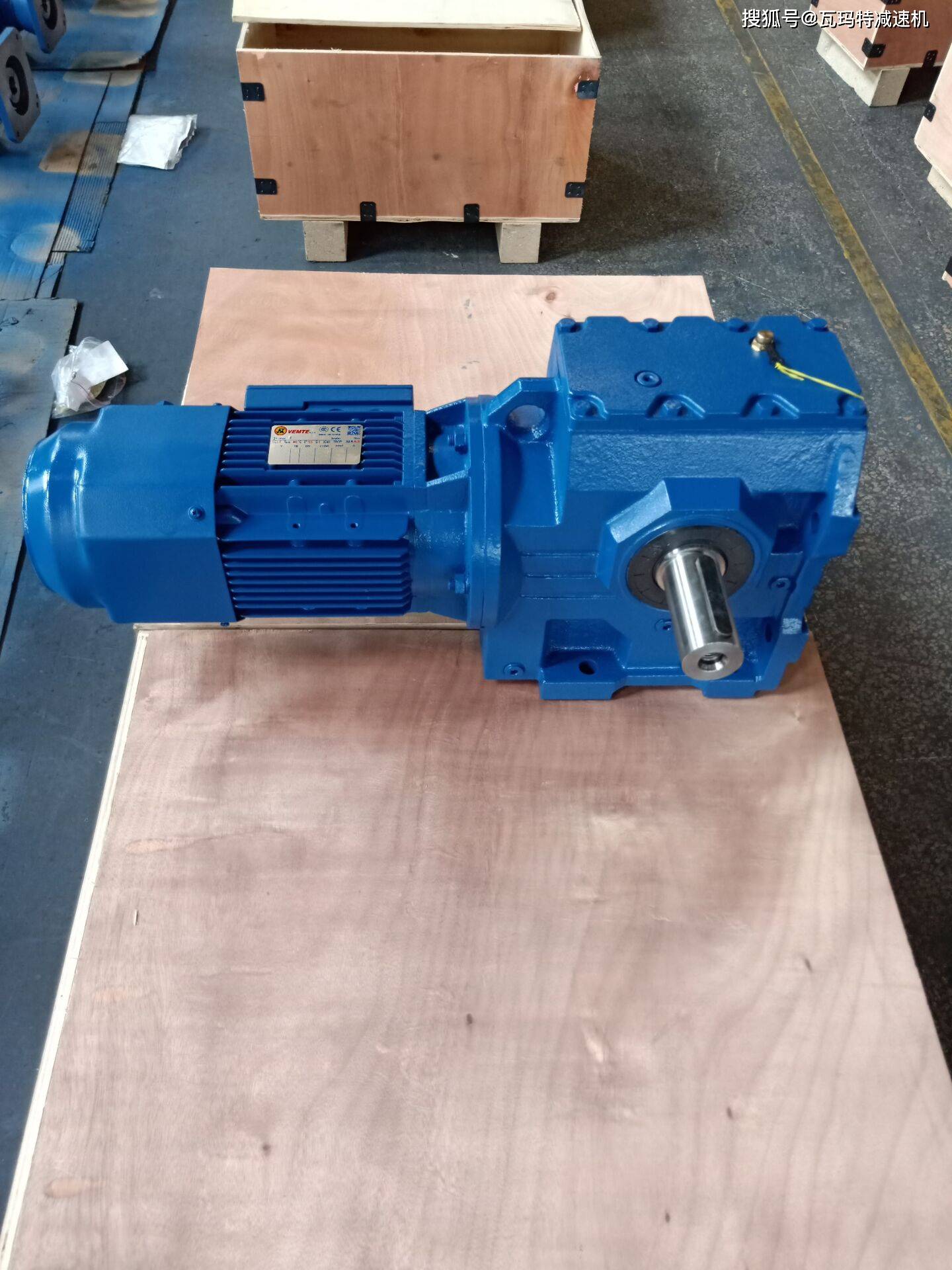 连接s77减速机与异步伺服电机的具体步骤是?