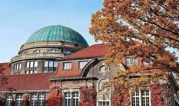 德国小伙在中国农村支教10年后被迫离开:班上仅6名学生英语及格