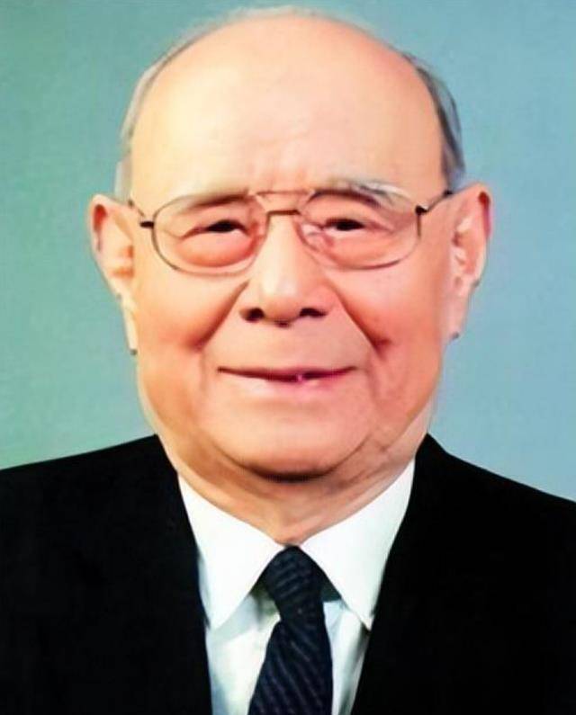 上海的成长与发展,与这些曾经治理过上海的书记,市长们始终有着血脉