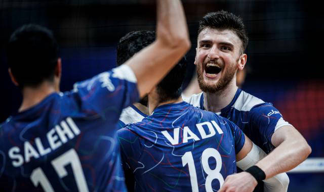 美国足球队_(美国足球队主教练)