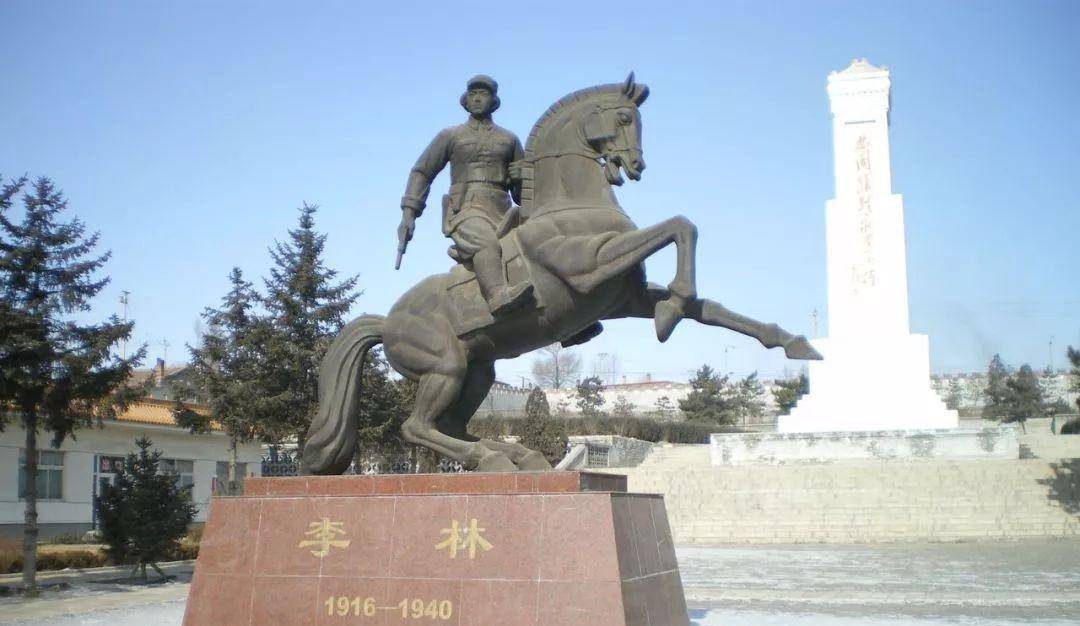 李林率军引开重兵,把最后一颗子弹给自己,牺牲时已怀3个月身孕