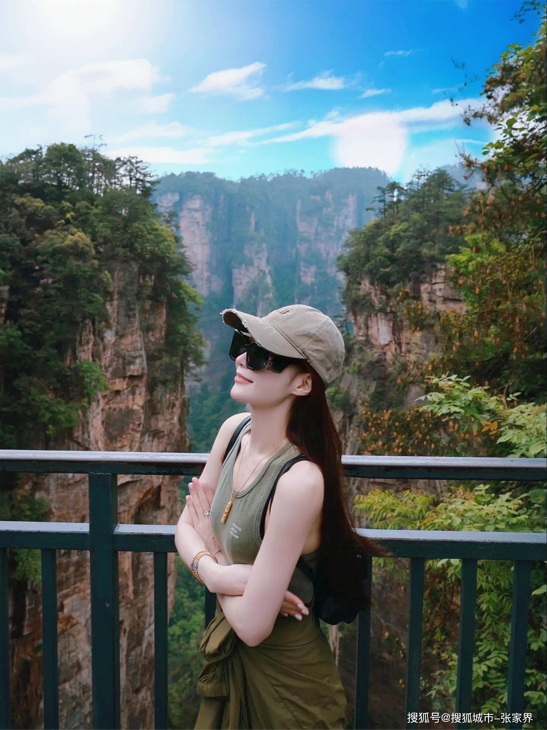 5天去张家界天门山人均一千五足够吗?