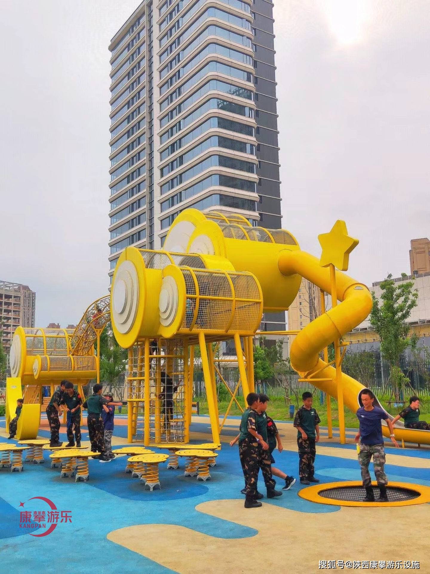 陕西户外大型儿童游乐场定制案例_乐园_设备_设施