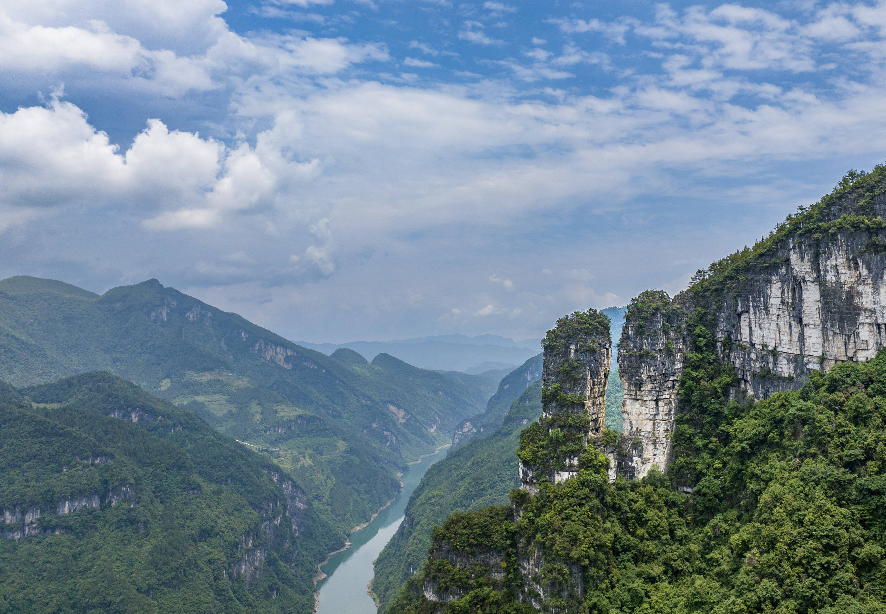 黔江旅游景点一日游图片