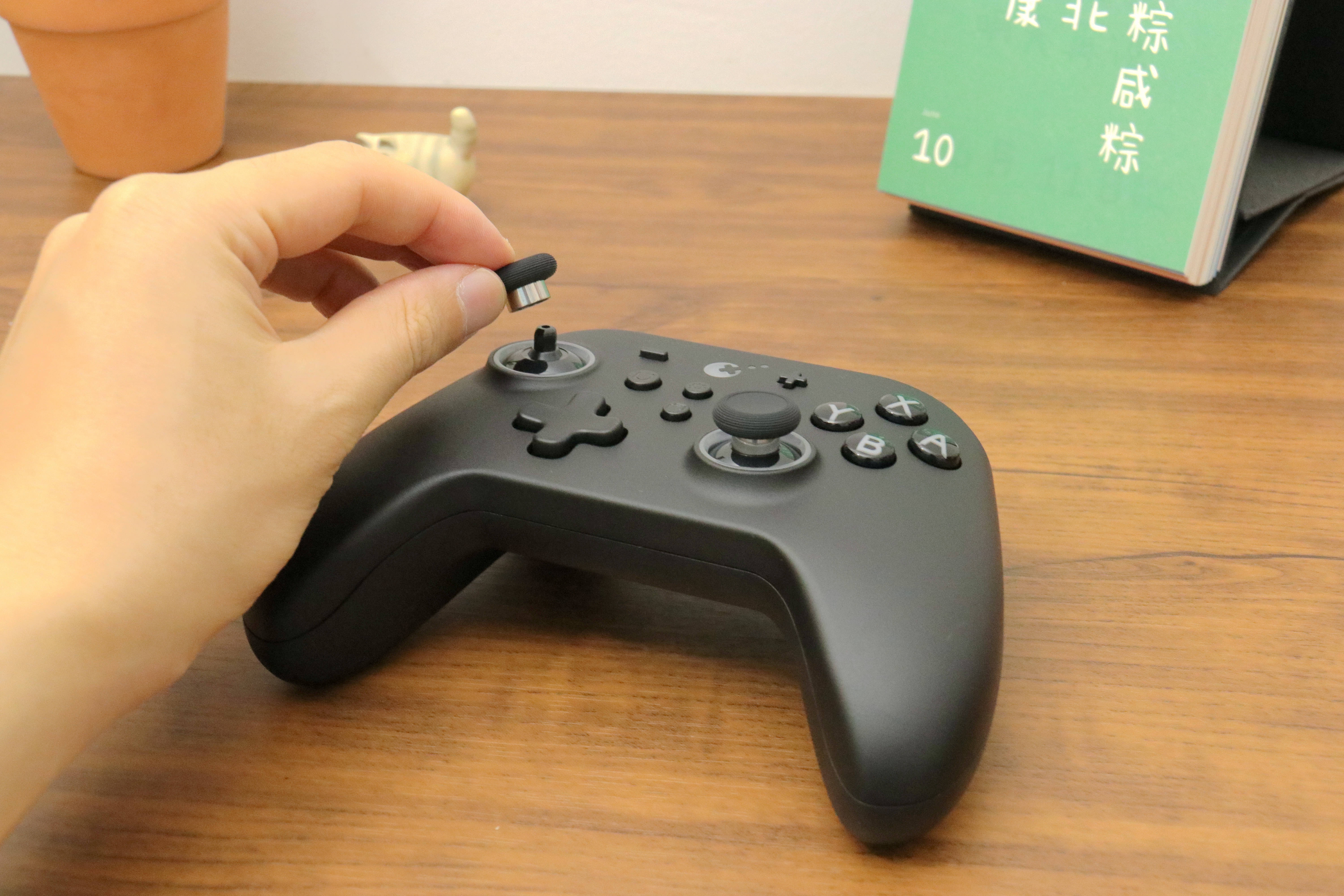 谷粒金刚3Pro游戏手柄体验:双霍尔设计,畅玩多平台游戏