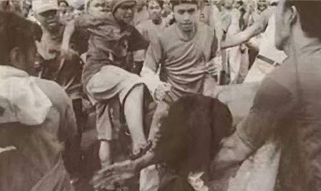 原创令人发指!30万华人惨遭印尼恐怖虐杀,数万女性被凌辱致死