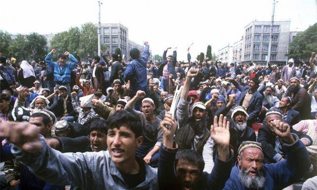 苏联解体后最倒霉的国家:刚独立就发生5年内战,经济倒退40年