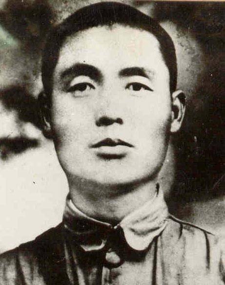 董振堂:死后被割头示众,长子亦烈士,次子91岁找到其头颅下落