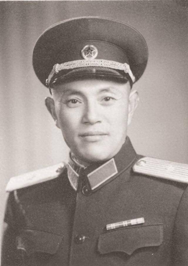 1964年授衔的健在少将是:乌鲁木齐军区原副司令员王扶之,原总参炮兵部
