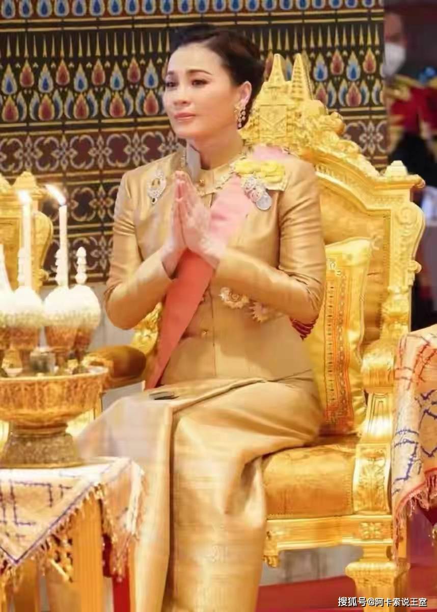 泰国王后苏提达成为后宫赢家,人生迎来新的危机,和泰王所生儿子成为最