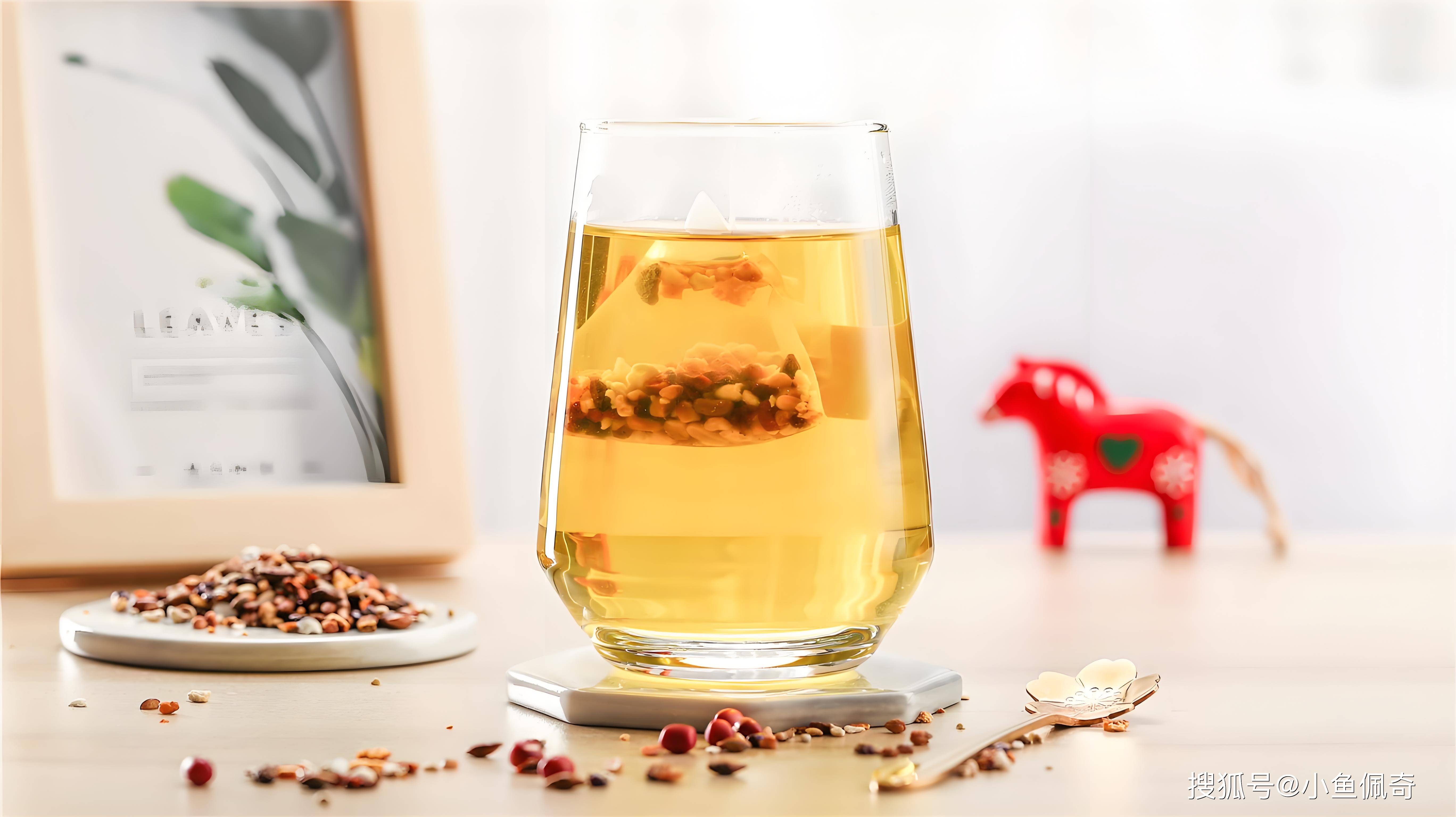 体寒的人喝蜂蜜好不好(体寒的人吃蜂蜜好吗)