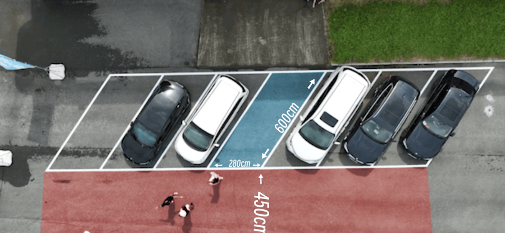 五款热门车型自动泊车大比拼，谁才是智驾“优等生”中的学霸？