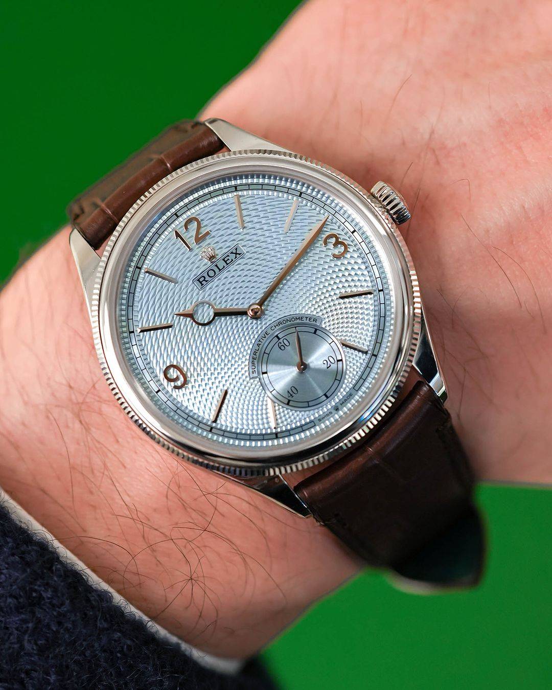 劳力士新款铂金玑镂纹冰蓝盘1908型来袭,值得下手吗?